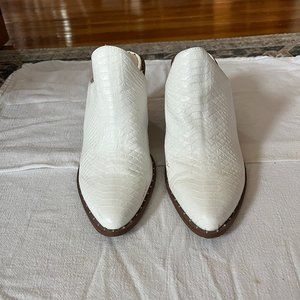 Chinese Laundry | Springfield Mule with Heel